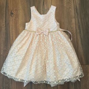 American Princess 5t girls pink lace dress! Worn once! Formal toddler dress